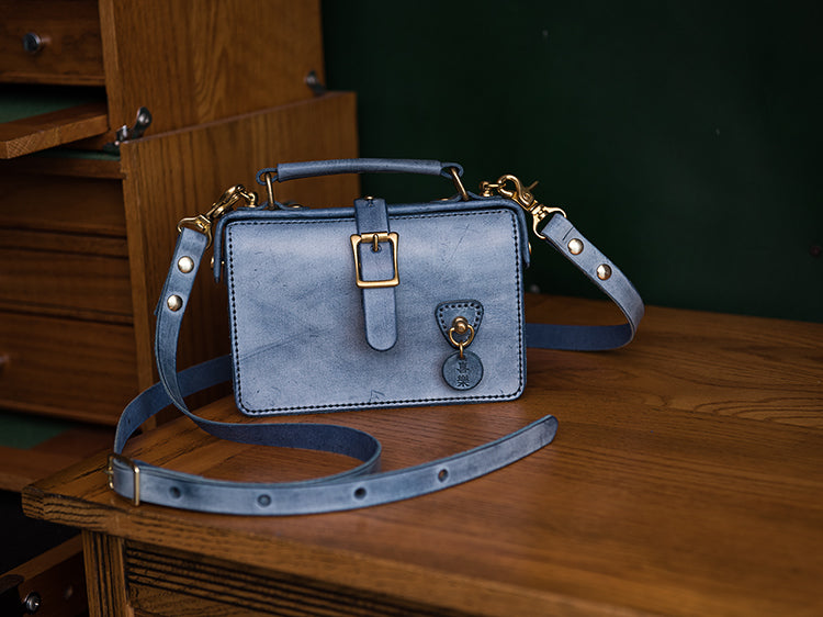 Cooper - Mini besace format livre rétro chic