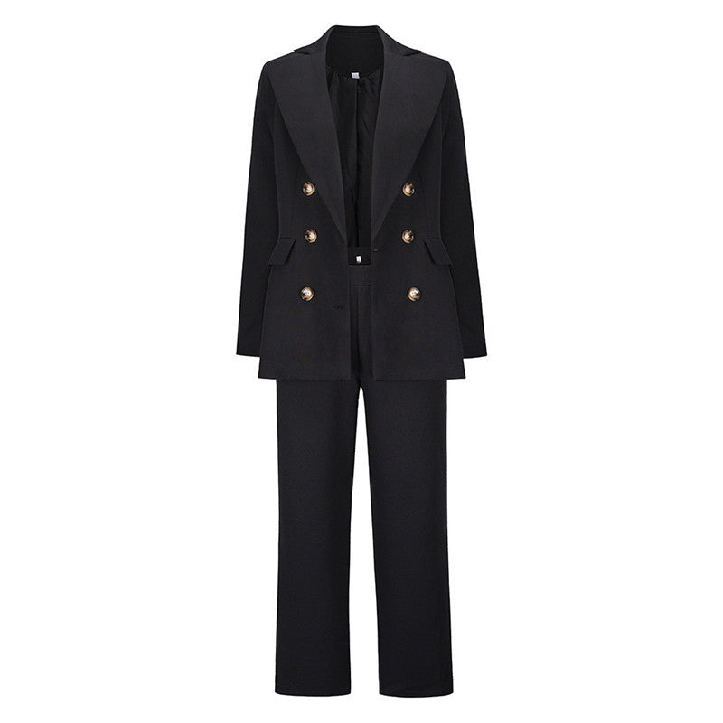 Ivory - Tailleur-pantalon minimaliste aux lignes épurées