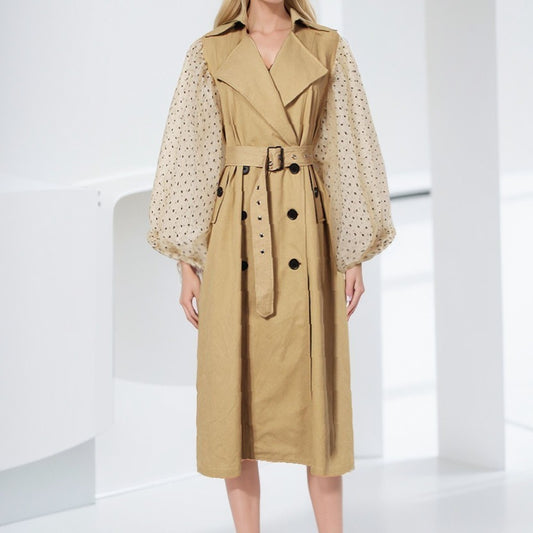 Brise - Trench avec manches bouffantes en tulle brodé à pois