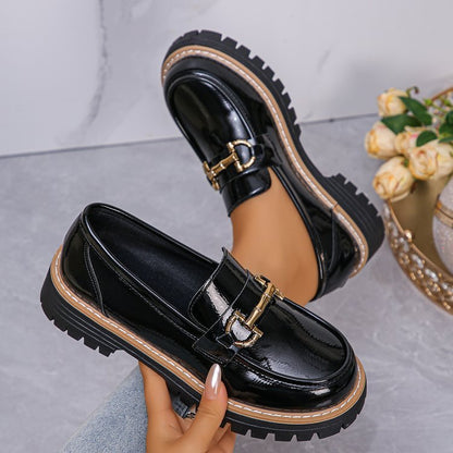 Chunkyfy - Mocassins vernis à semelle crantée